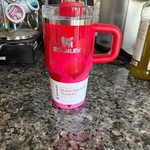 Stanley Valentines Red Quencher Tumbler-NEW